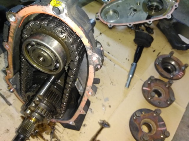 JB23W トランスファー ダウンギア取付｜四駆/アメ車/旧車 修理