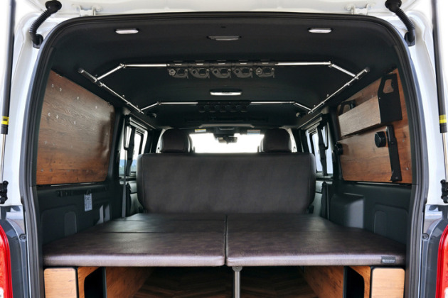 200系ハイエース イージーウィンドパネル 両側 200系ハイエース GLAD