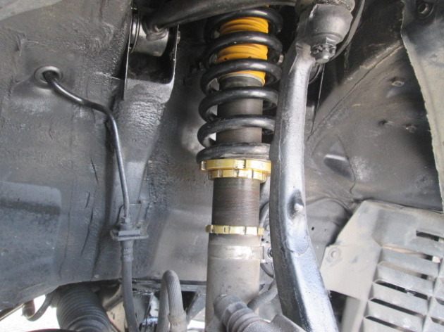 JZX100チェイサーにHKSハイパーMAXパフォーマー中古車高調を取り付け