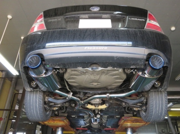 スバル レガシィ B4 BL5 HKSスーパーターボマフラー装着｜自動車