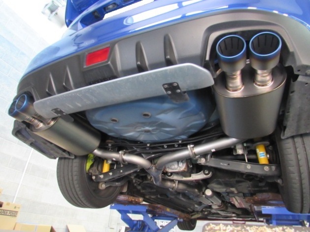 スバル WRX STI VAB HKS SUPER TURBO MUFFLER W-Tail Ti 取り付け