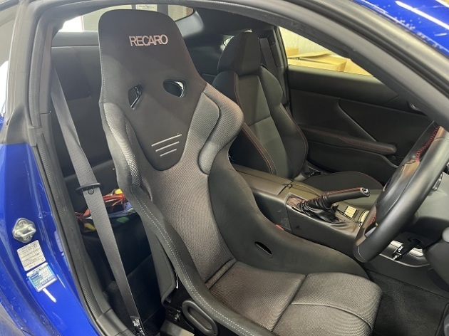 スバル BRZ ZD8 RECARO フルバケットシートRS-G GKシルバー/ブラック