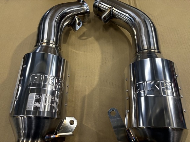 日産フェアレディーZ RZ34 6MT メタルキャタライザー取付け｜自動車