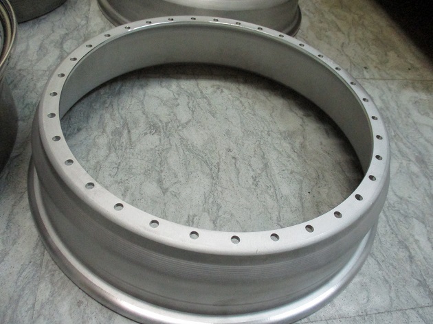 BBS スーパーRS リム交換(リバレル)＋バレル研磨ポリッシュ＋