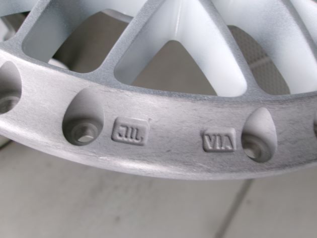 ワークVS-XXの14インチをリム交換で15インチ化+ディスク色変え塗装