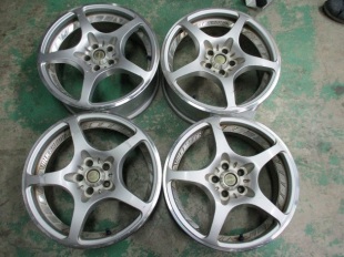 RAYSボルクレーシングチャレンジ17インチホイールを色変え/ブラッシュ