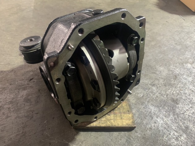 GR86 ZN8 クスコ LSD組込み＆デフカバー取り付け！｜チューニング