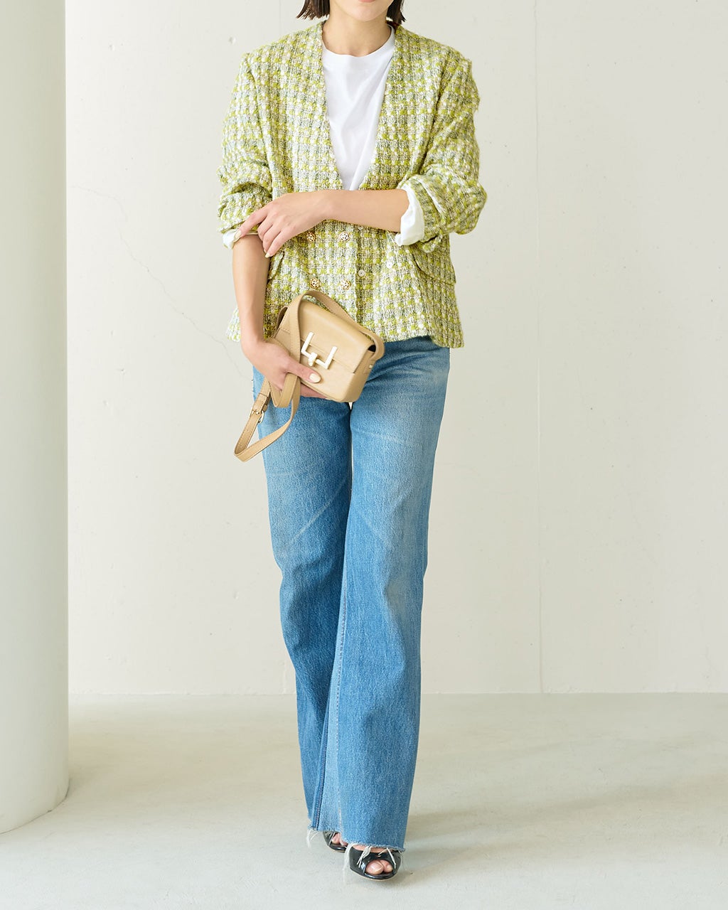 カラーツイード・ノーカラーVジャケット/DoCLASSE