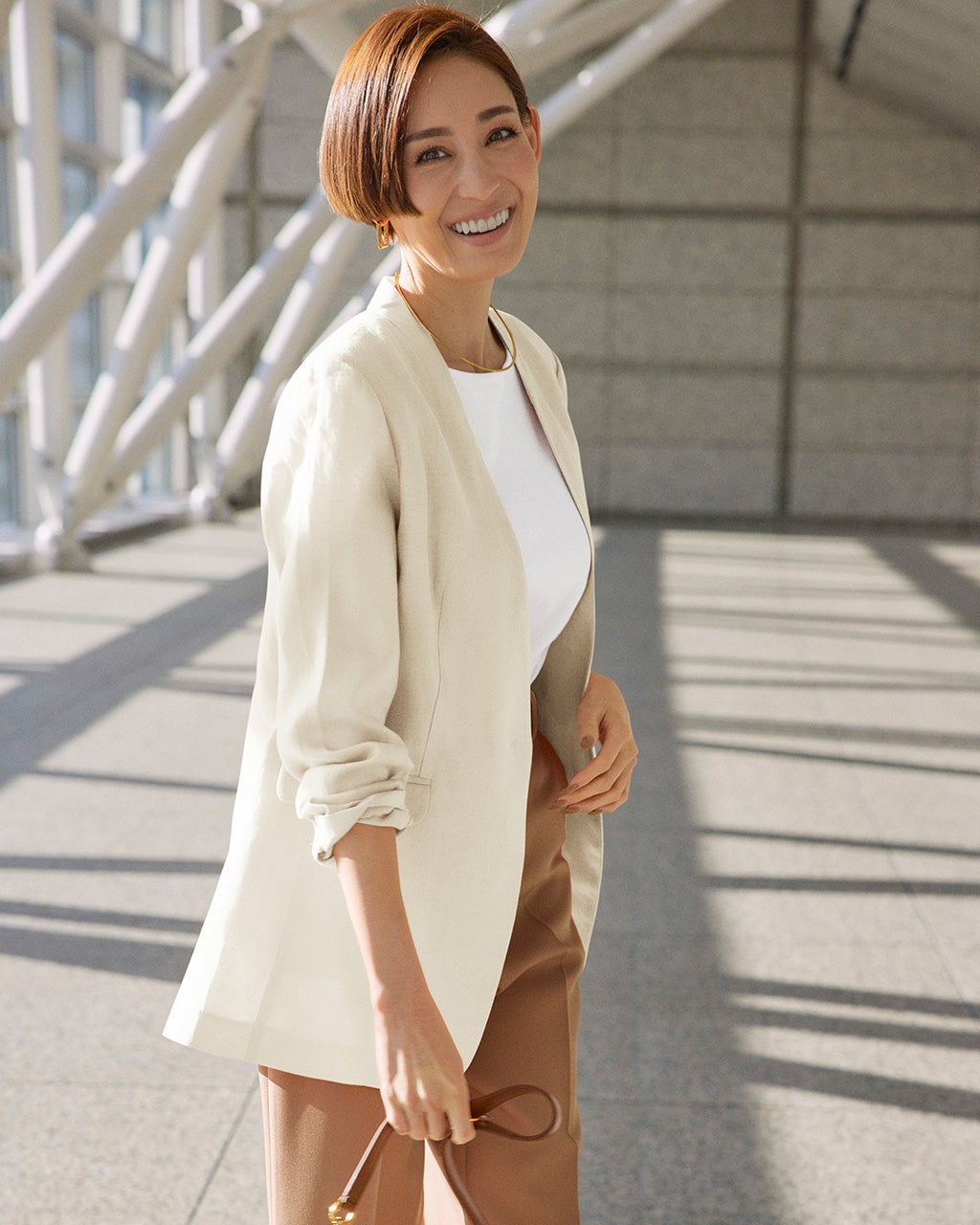 フレンチリネン・バスケット織りノーカラージャケット/DoCLASSE