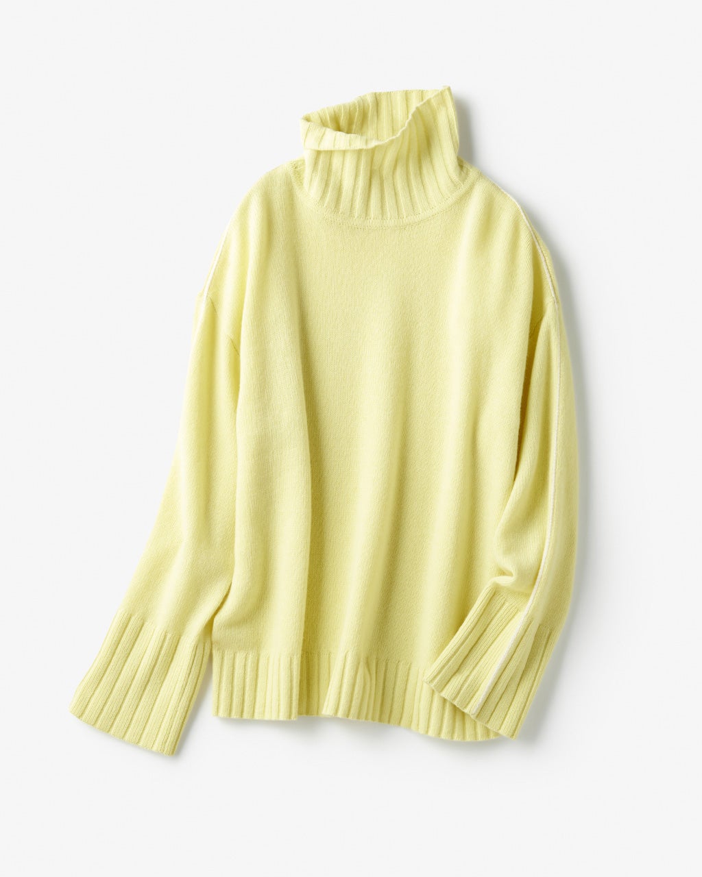 イタリア糸・カシミヤ混ワイドタートル/DoCLASSE