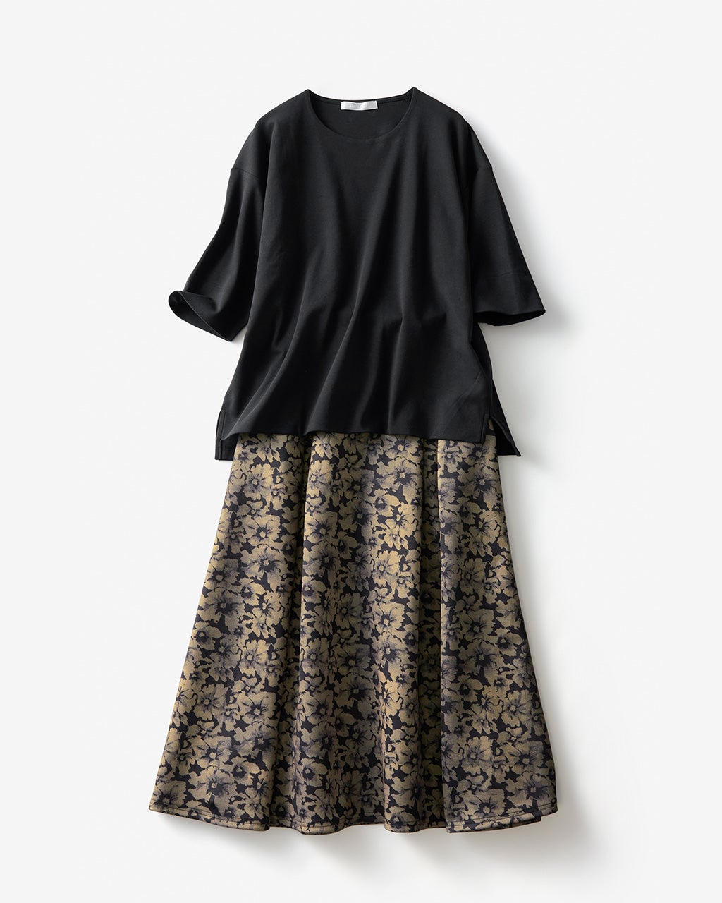 ドゥクラッセTシャツ×ダブル編みジャージー・セットアップ/DoCLASSE