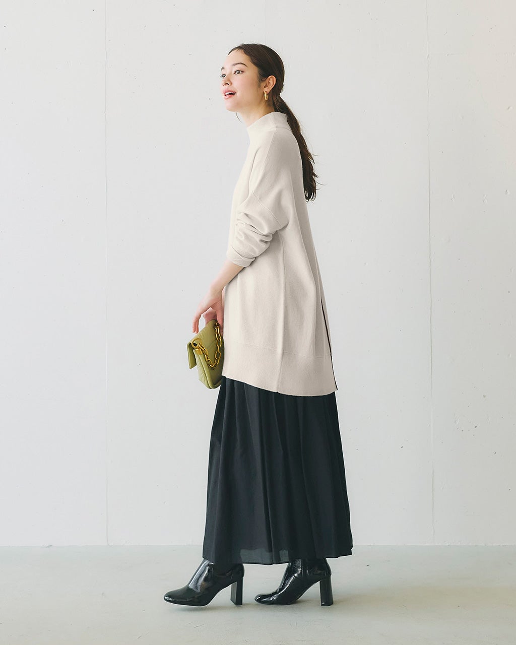 ウールカシミヤ・ハイネックチュニック/DoCLASSE