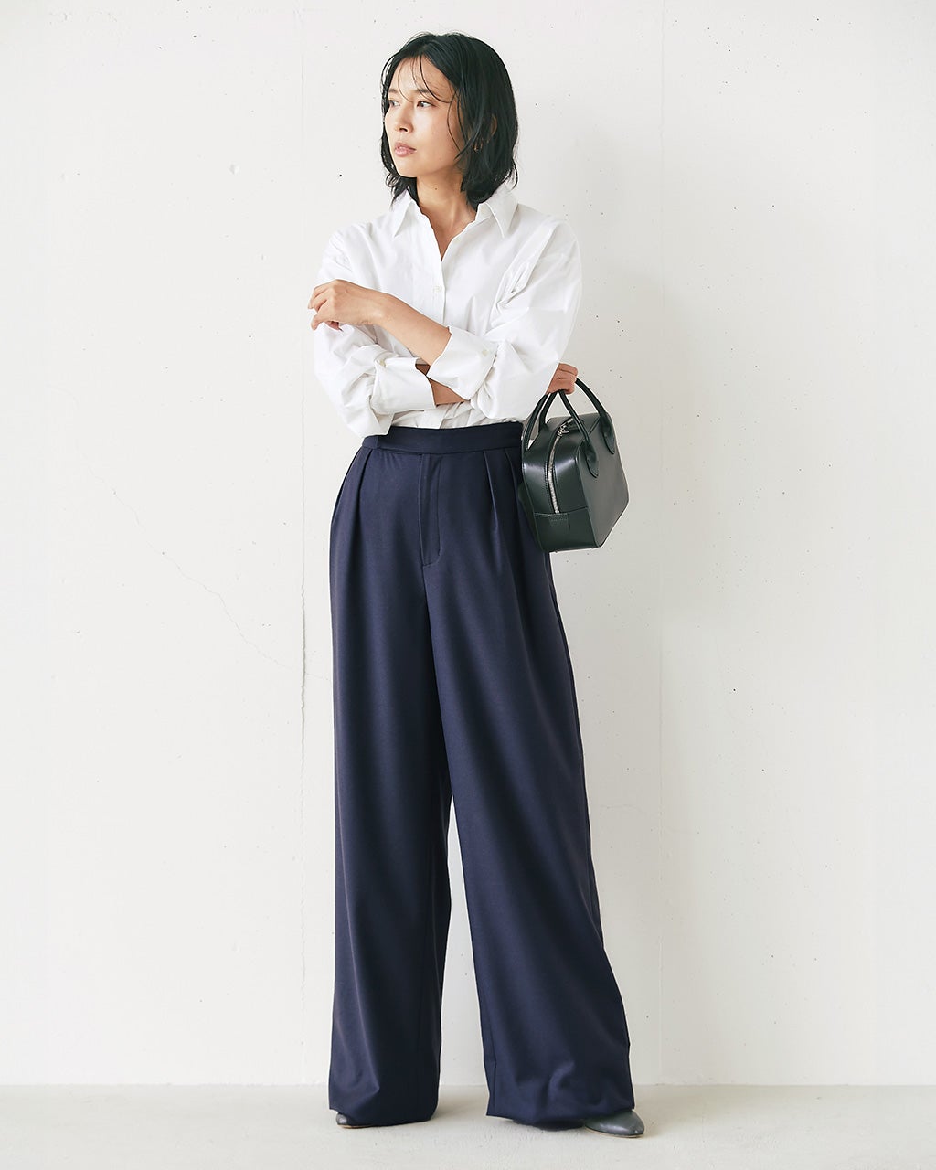ウールサキソニー・タックワイドパンツ/DoCLASSE