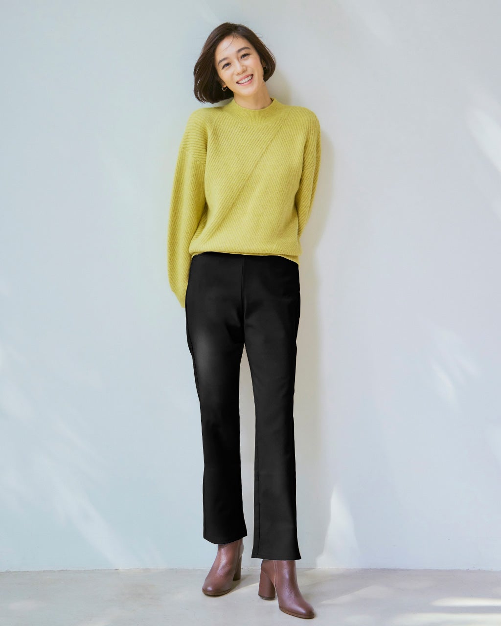 遠赤スマートヒート・ストレートパンツ68㎝/DoCLASSE