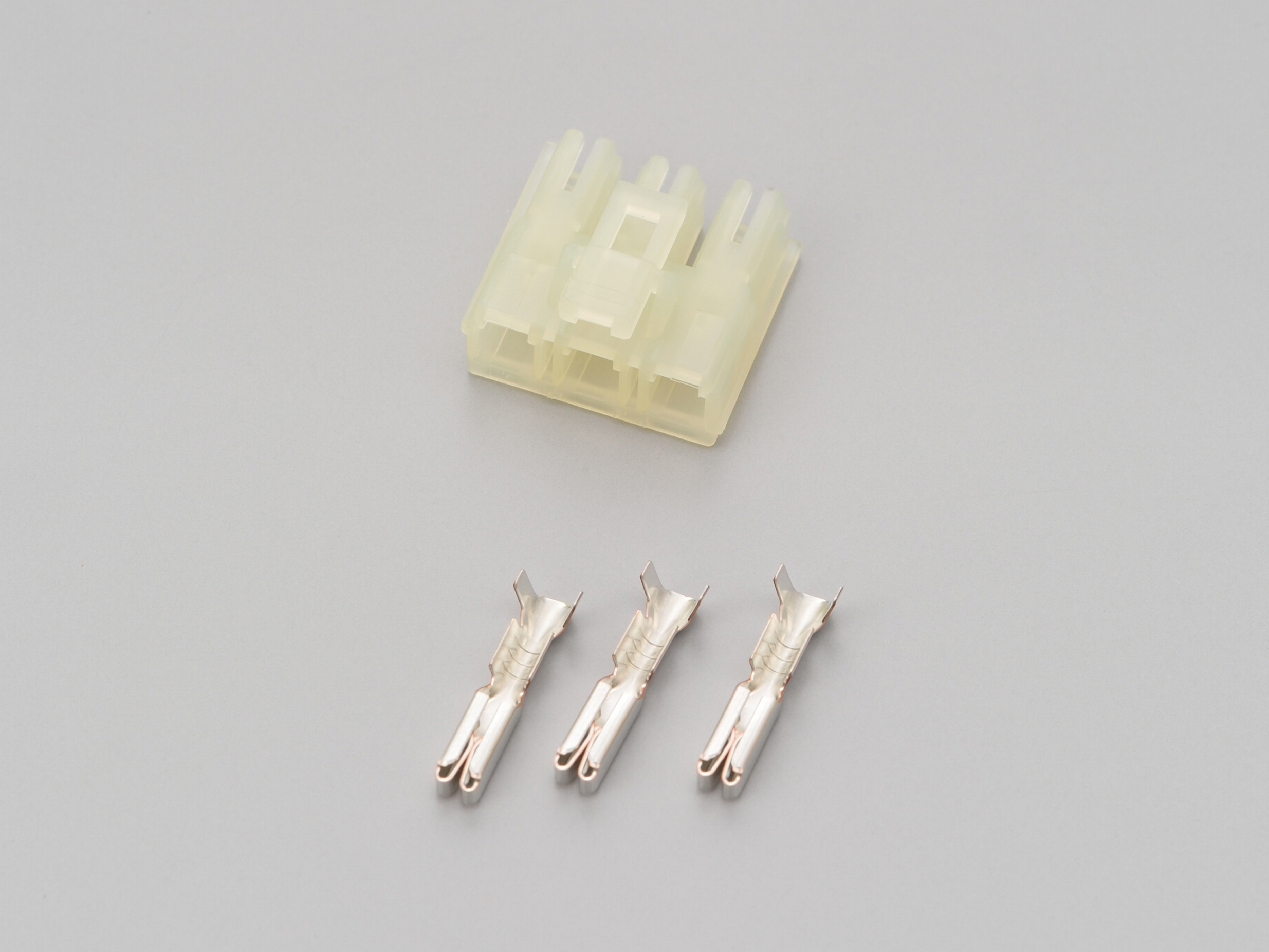 バルブソケットコネクター3PF｜株式会社デイトナ