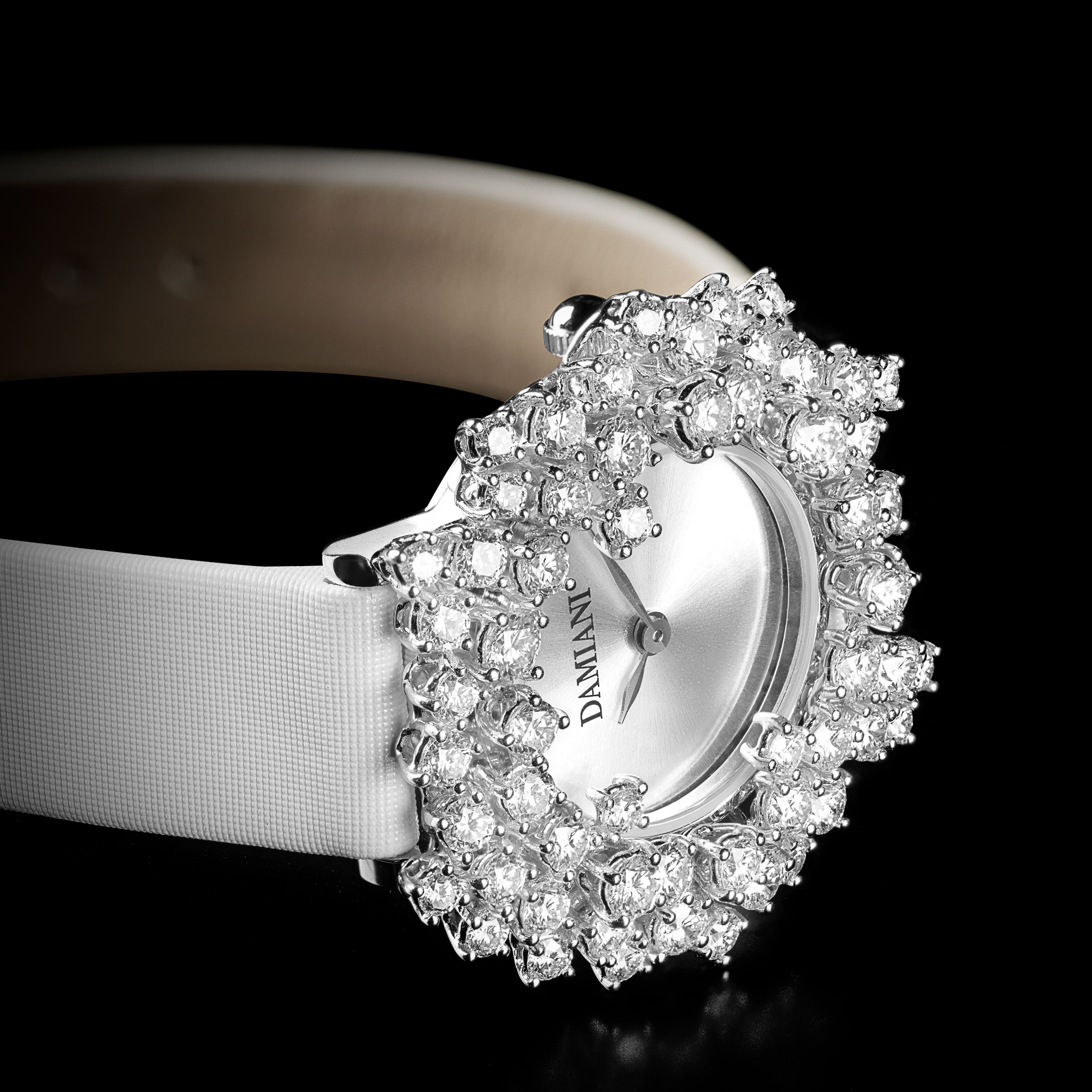 ホワイトゴールドとダイヤモンド ウォッチ - Damiani MIMOSA