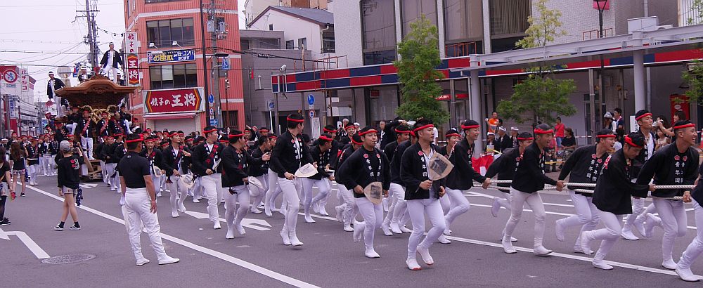 和泉市制60周年だんじり記念曳行