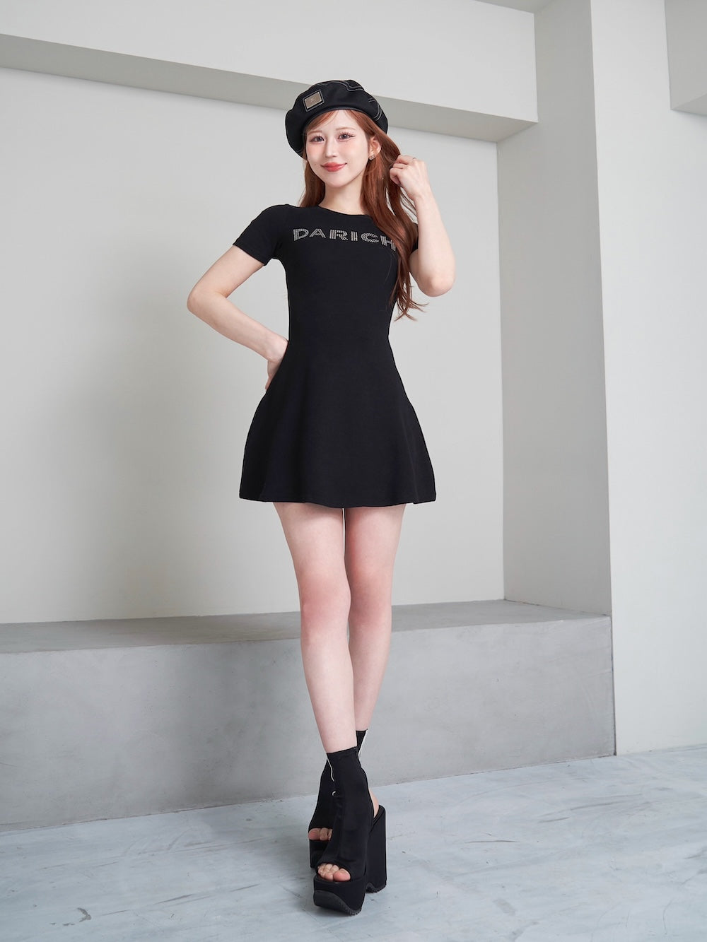 ロゴカットミニワンピース – Darich (ダーリッチ)