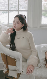 sana2349_160x266_crop_center.