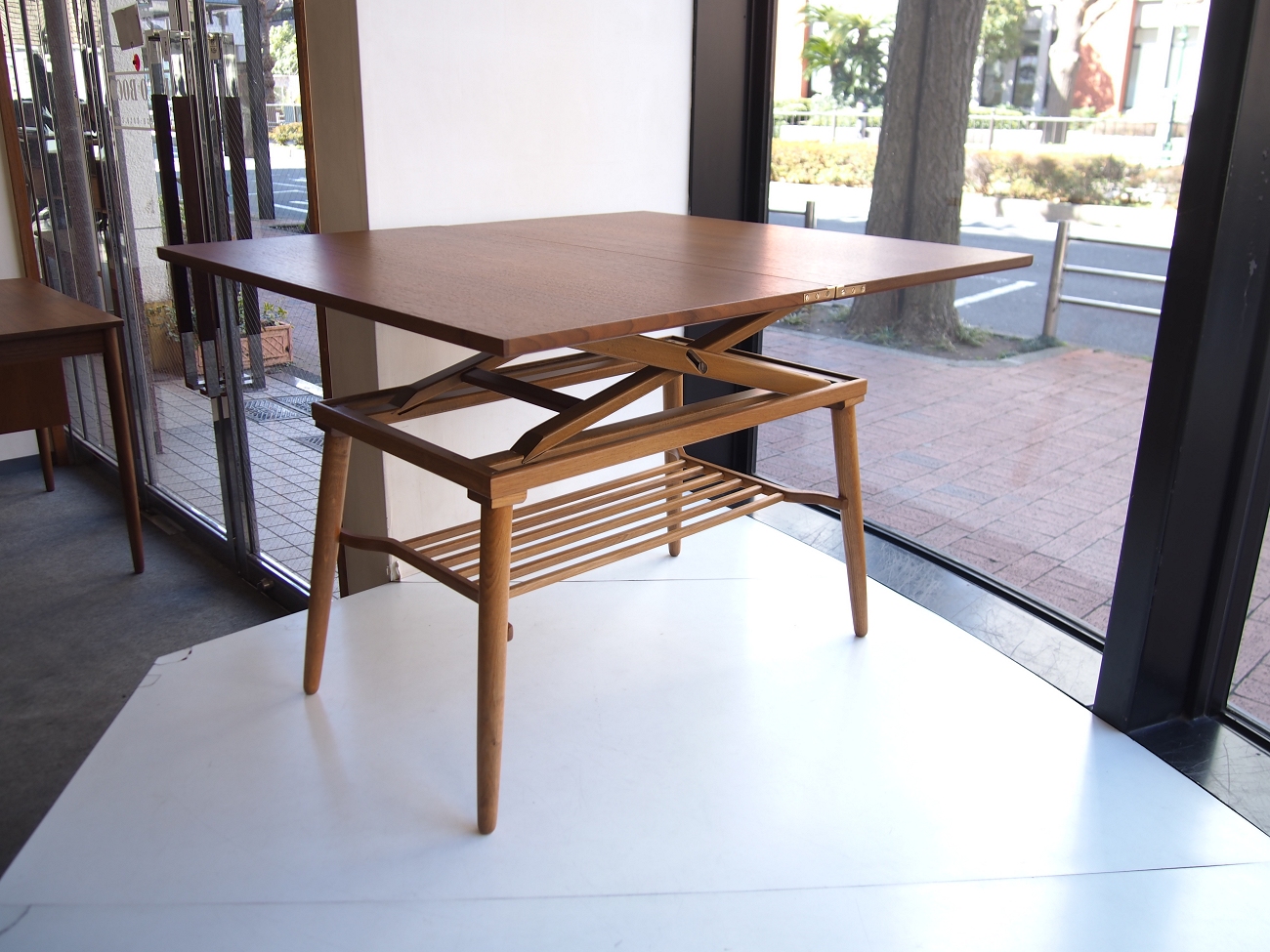 Elevator table(エレベーターテーブル) / Coffee table / Center table