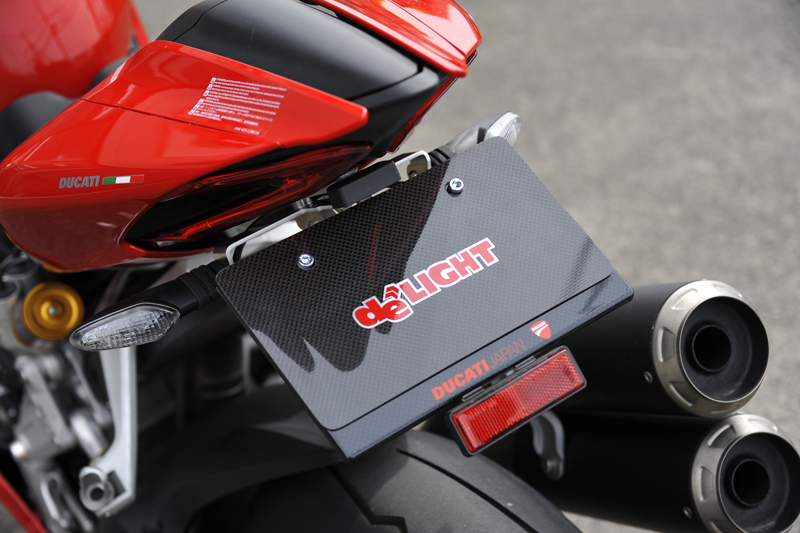 フェンダーレスキット ブラック PANIGALE | ドゥカティ等のパーツ開発