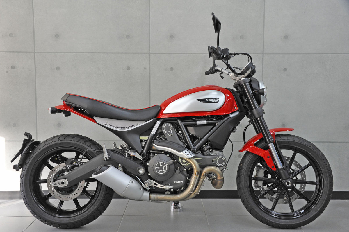 フラットシート SCRAMBLER | ドゥカティ等のパーツ開発・販売 ディ