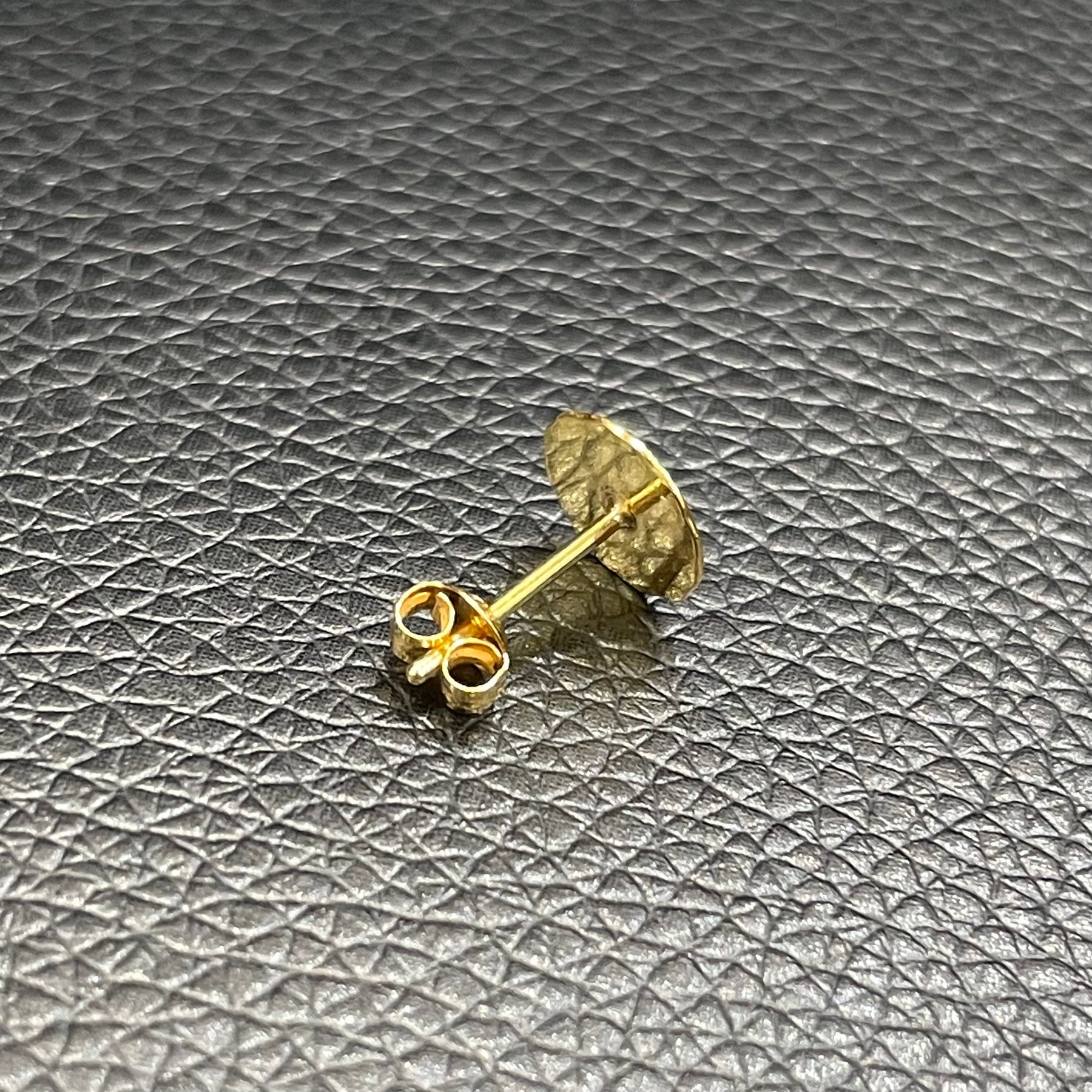 ゴローズ goro's [新品]K18付ピアス – DELTAone