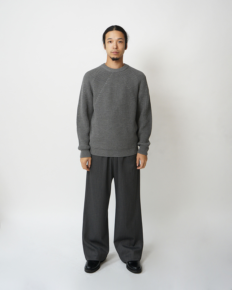SIGNATURE CREW NECK / MELANGE GRAY | BATONER (MEN)(バトナー