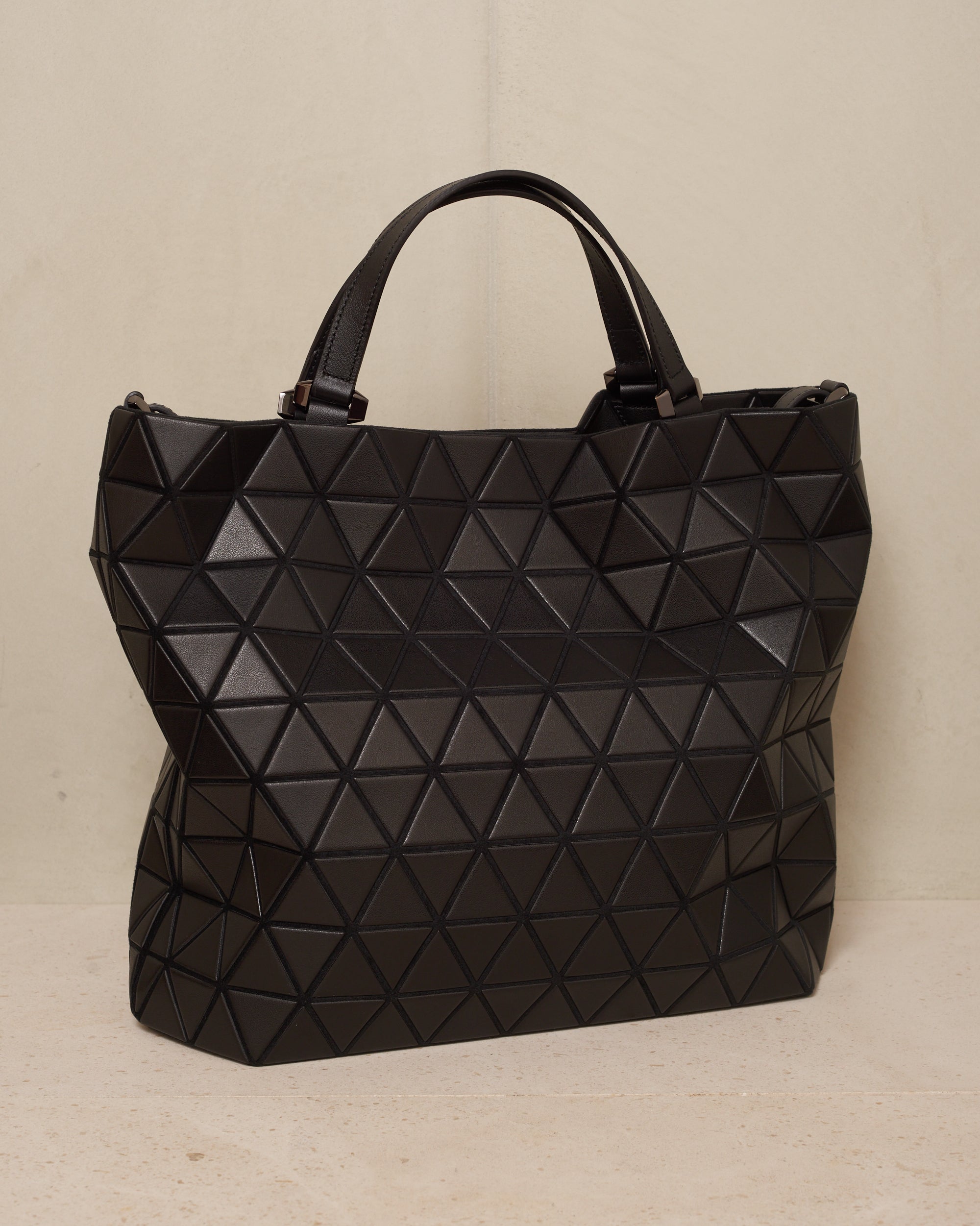 Bao Bao Issey Miyake Black Easy Large Tote Bag bb46ag311