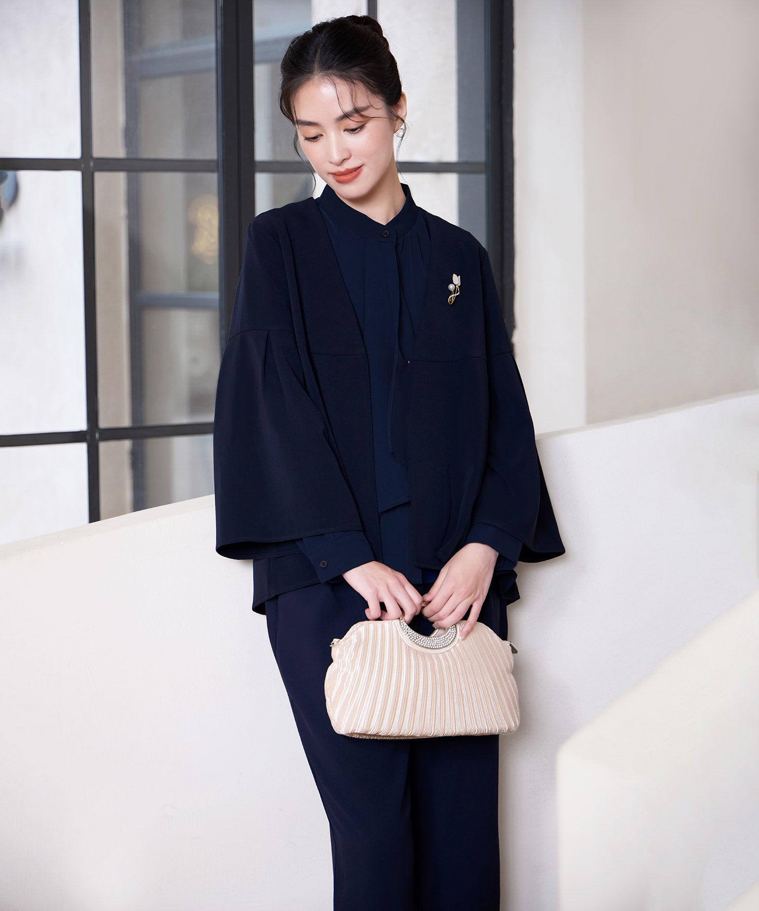 セットアップ 2点セット クロップドパンツcy88623 ネイビー – [公式