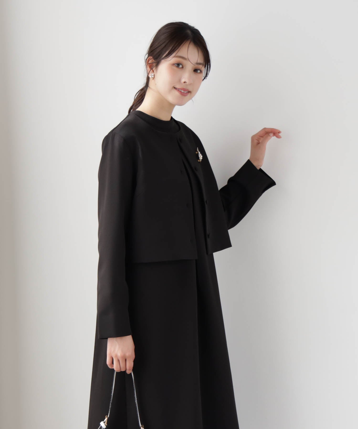 喪服にも使えるノーカラージャケット dsy0140 ブラック – [公式]DRESS+