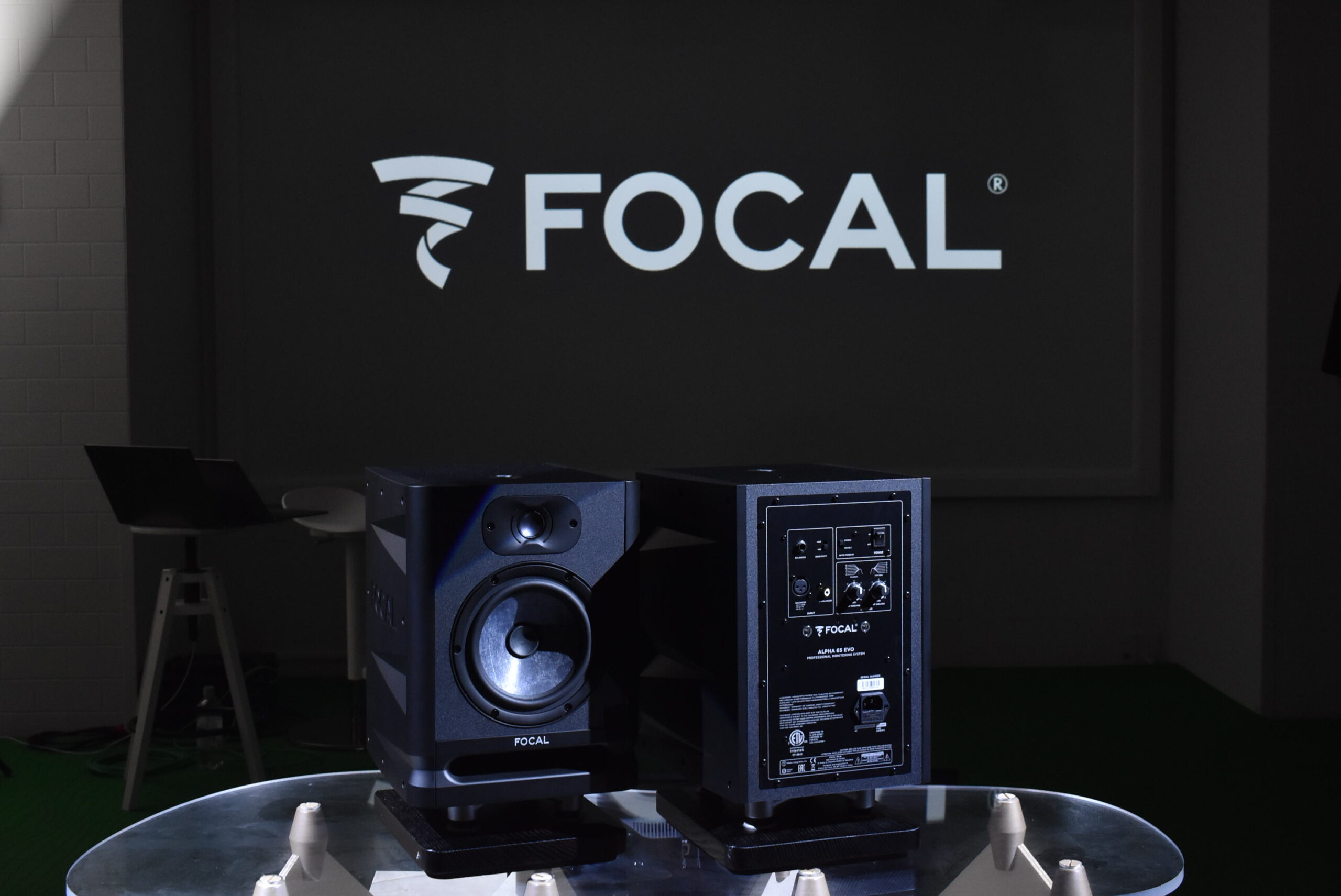 低価格で高クオリティのFOCAL新作モニタースピーカーALPHA EVO 50