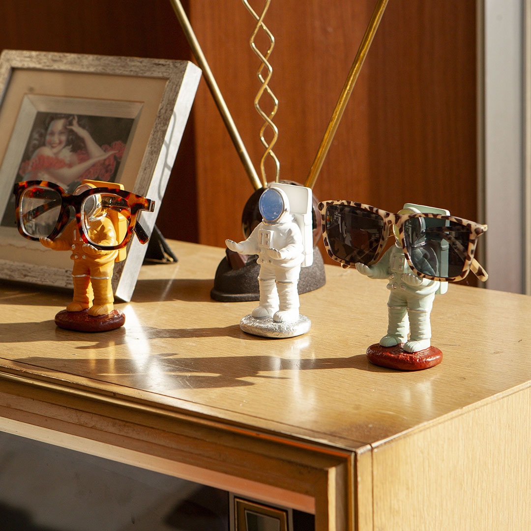 DULTON ONLINE SHOP | ASTRONAUT GLASSES HOLDER WHITE(WHITE): 老眼鏡