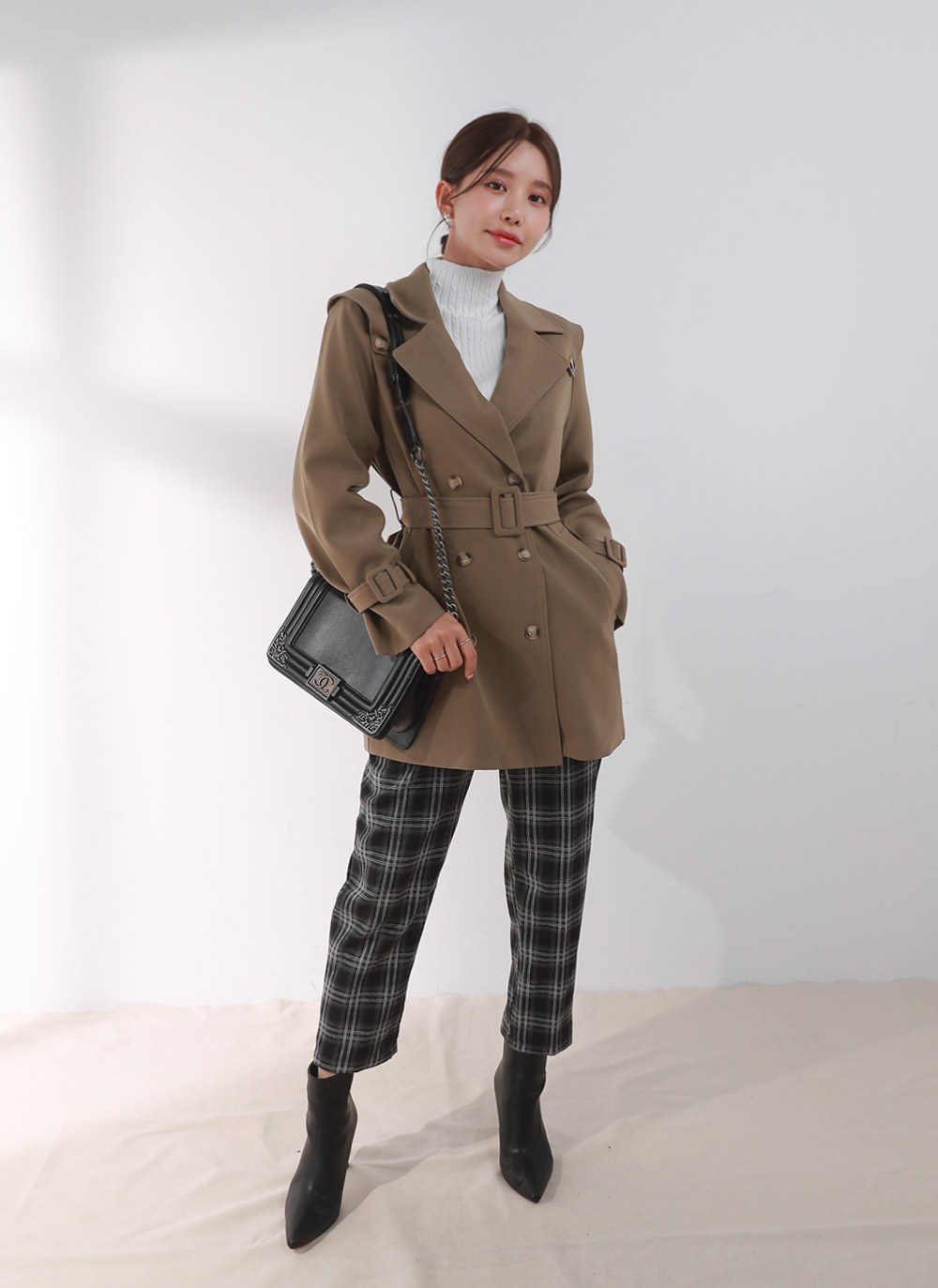 セーラーカラー&ベルト付ダブルトレンチコート | レディース