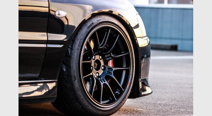 三菱 ランサーエボリューション9｜USERS GALLERY｜ENKEI WHEELS