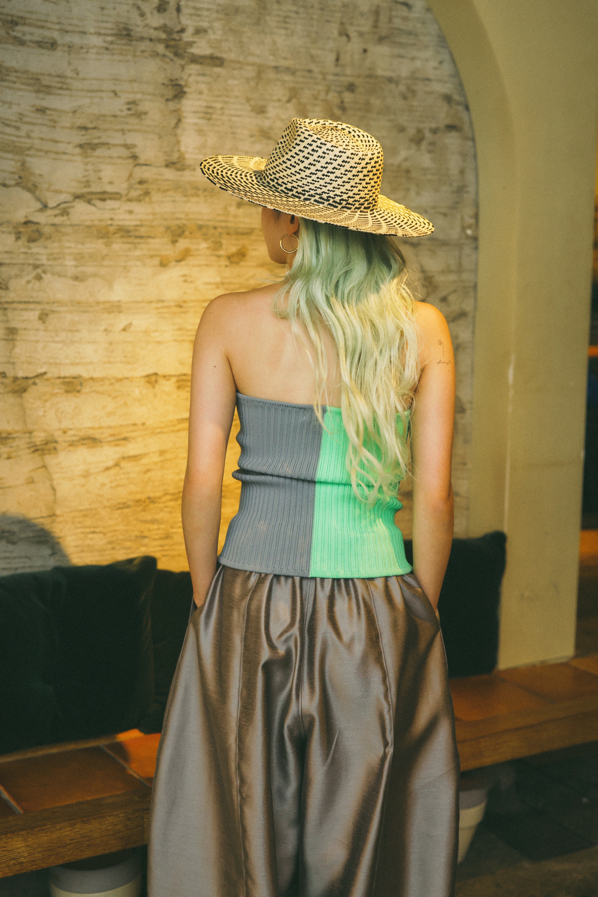 HeRIN.CYE | mio yanase / Wave knit bustier (ベアトップ ) |SHEL