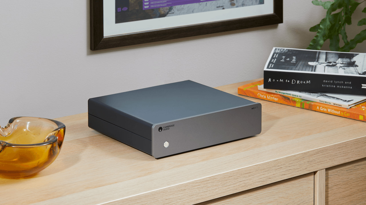 Cambridge Audio MXW70 Amplfier: Begun, the Half-Width Chassis Wars