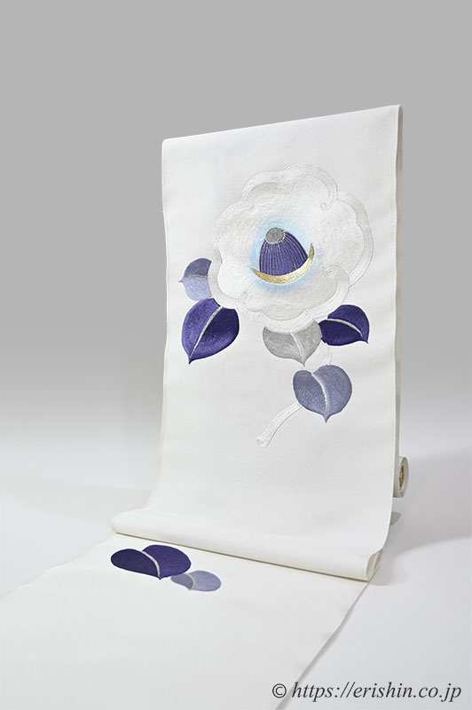 刺繍九寸名古屋帯（大椿/白練色）野口『着物・呉服えり新』