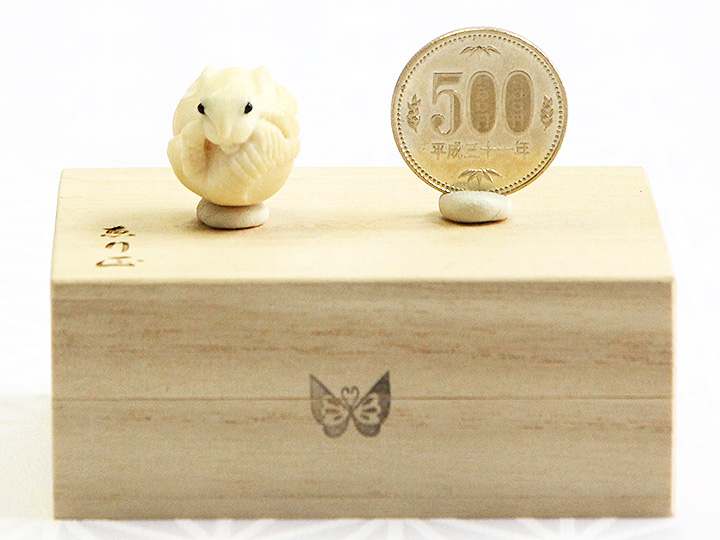 鹿角根付 丸ねずみ（鹿角）【菅名入り】｜京都の着物和装小物 ゑり正