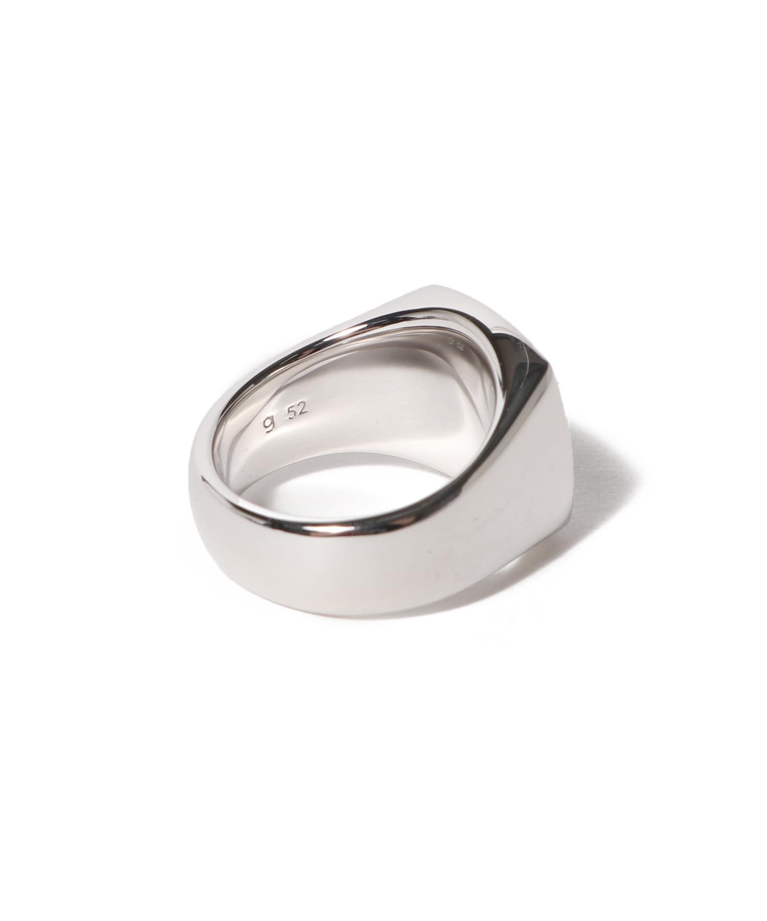 TOM WOOD / CUSHION WHITE MOTHER OF PEARL リング｜ESTNATION ONLINE