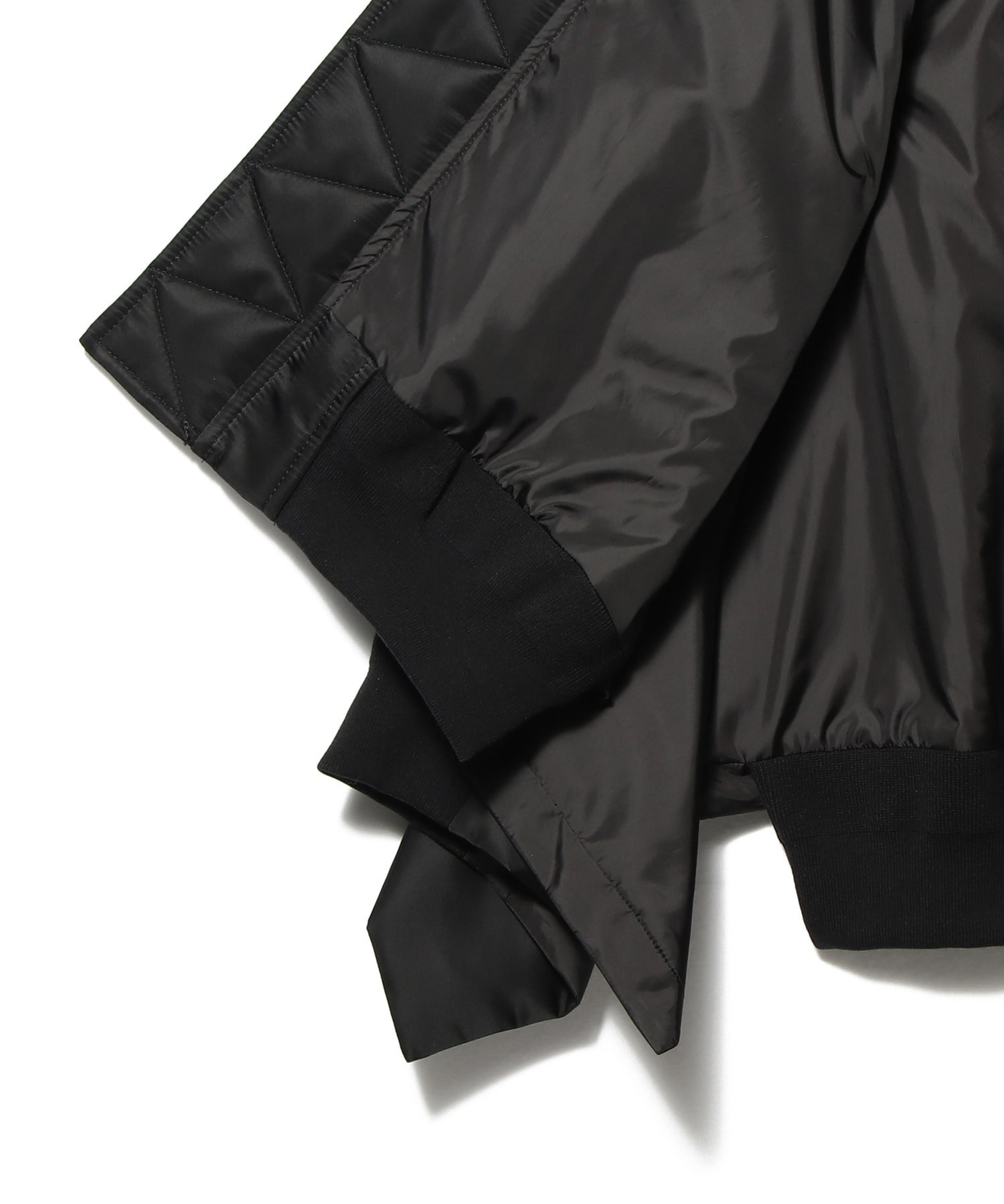 SACAI / ナイロンベスト｜ESTNATION ONLINE STORE｜エストネーション