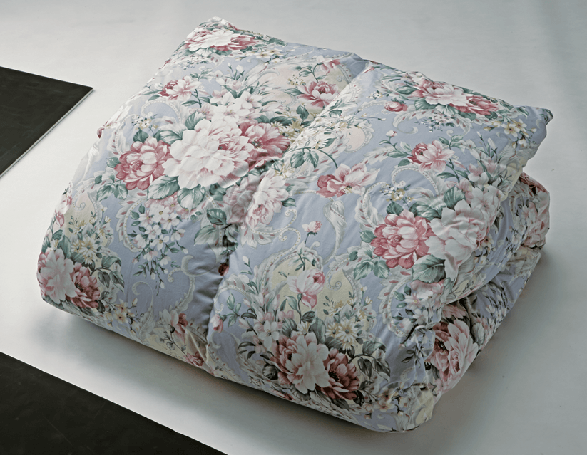 日本製立体キルト縫製羽毛ふとん(ブルー)を贈るなら｜温泉・旅行