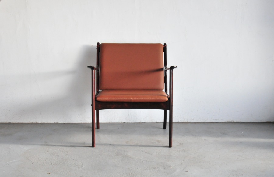 オーレ・ヴァンシャー 時を経ても色あせない本物の北欧家具