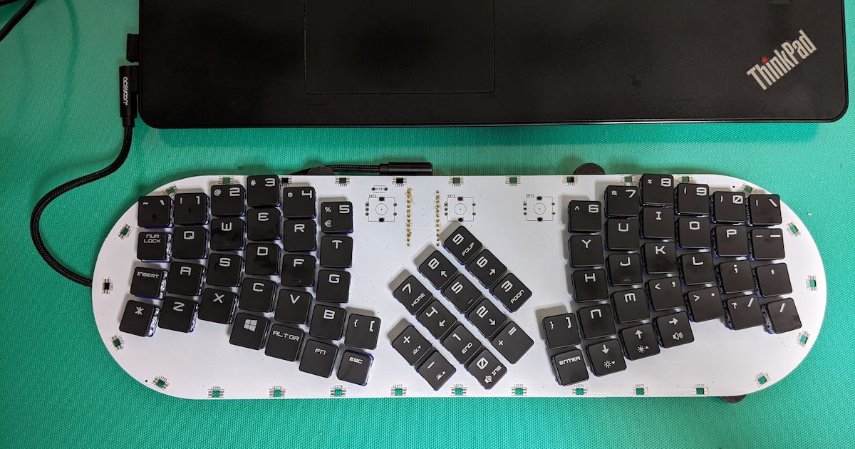 たのしい自作キーボード〜分割キーボードやPRK Firmwareの話