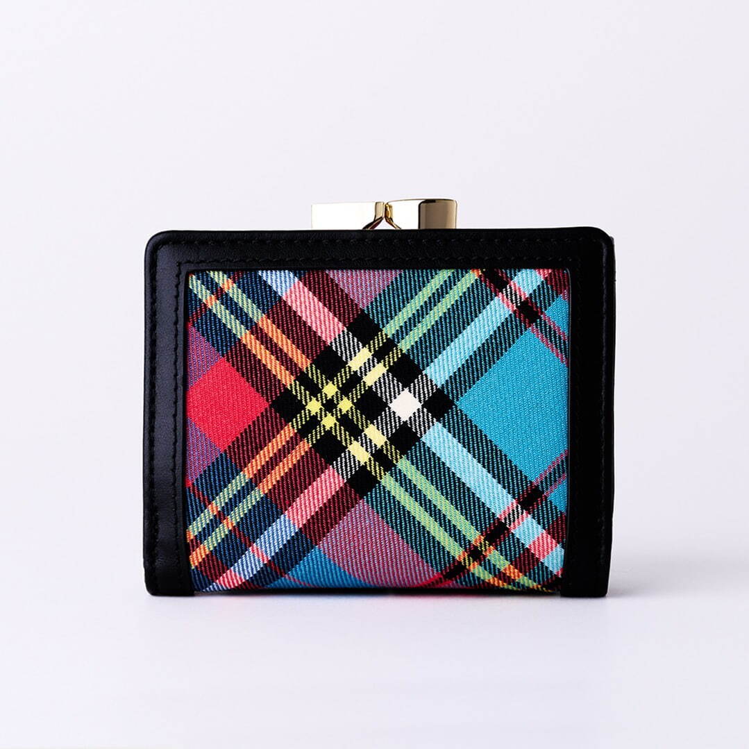 ヴィヴィアン・ウエストウッド“鮮やかな”タータンチェック、“ハート型