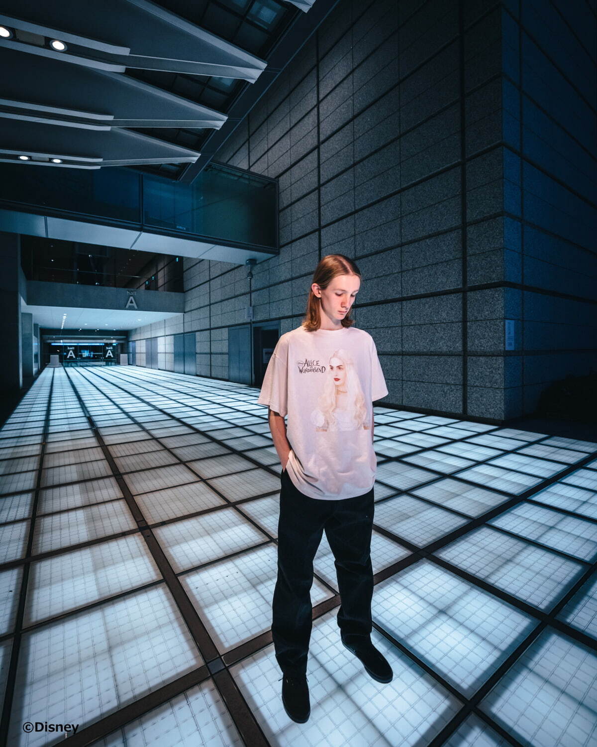 セント マイケル、ディズニー『アリス ・ イン ・ ワンダーランド