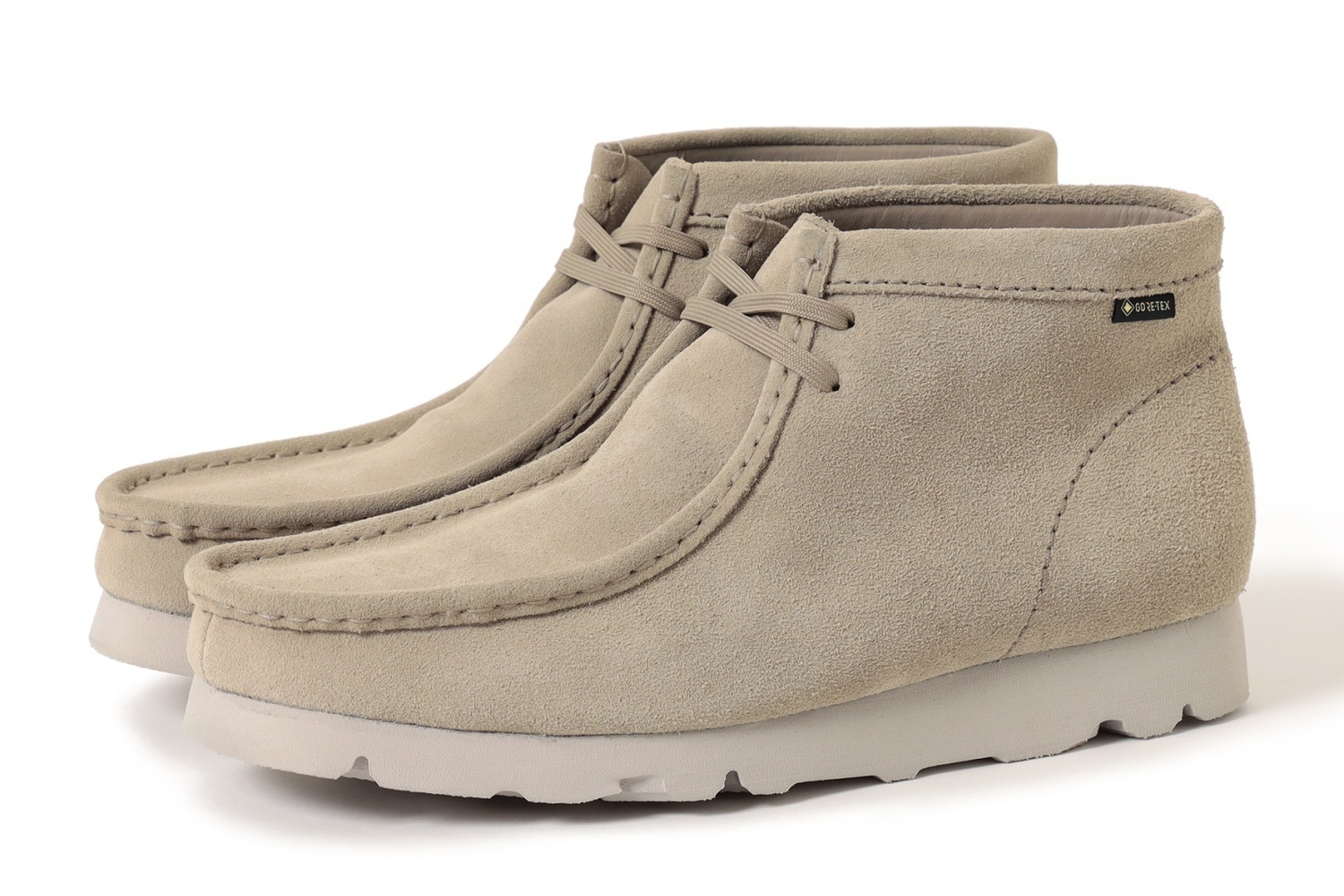 ビームス×クラークス オリジナルズのゴアテックスブーツ、“ワラビー