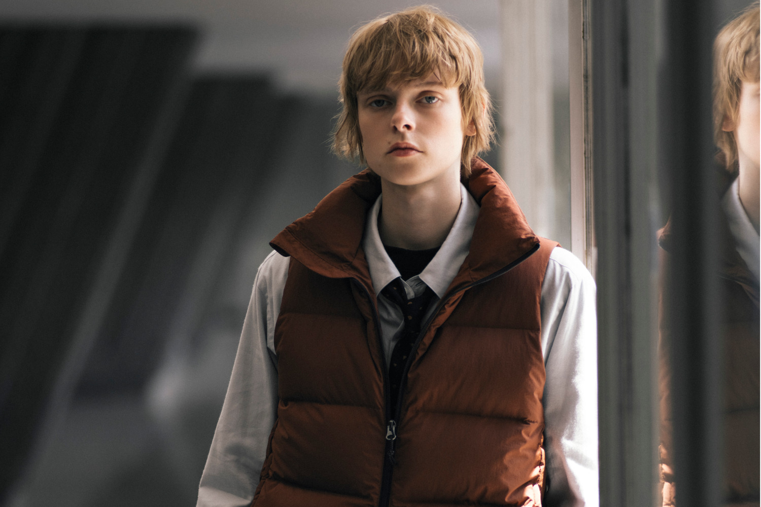 ミズノ×マーガレット・ハウエル、“くすみカラー”の防水透湿シェル