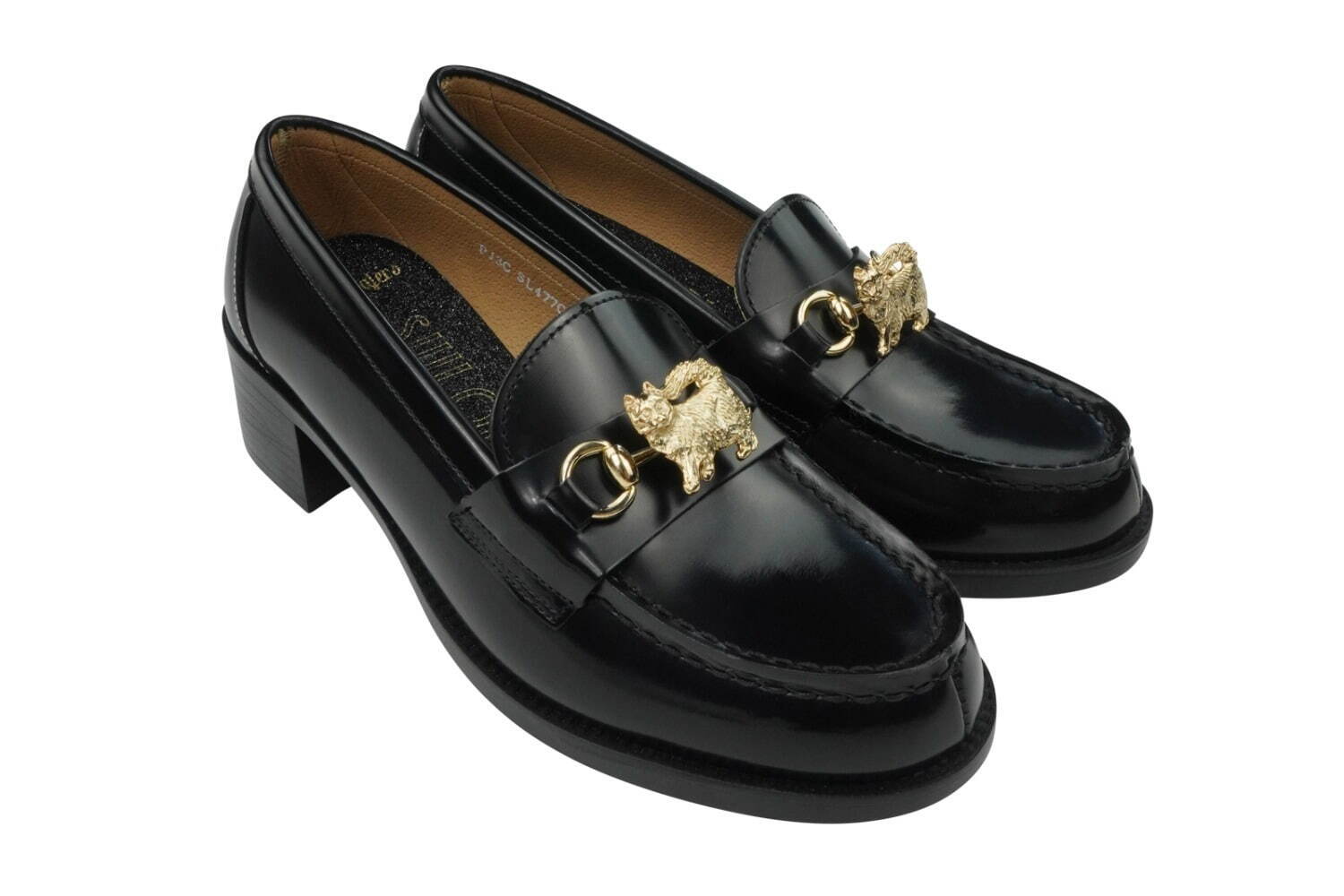 シーロン×ハルタ“星降る夜に彷徨う猫”モチーフのローファー、煌めく