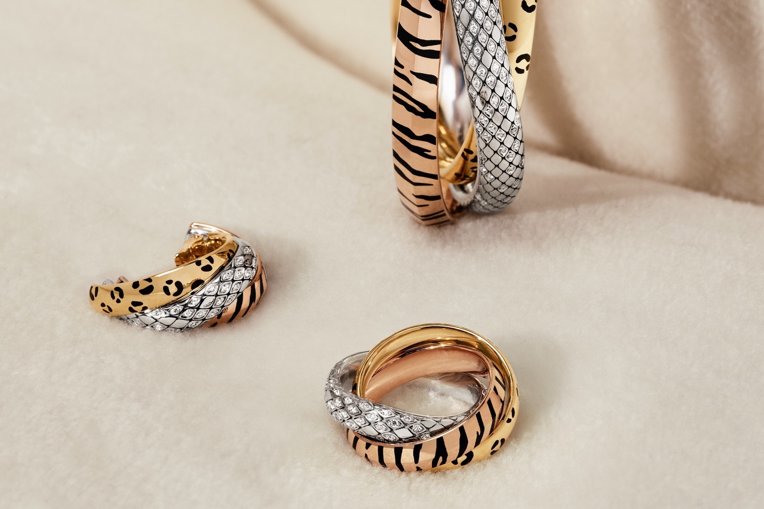 カルティエのジュエリー「トリニティ」3本の環に“アニマルモチーフ